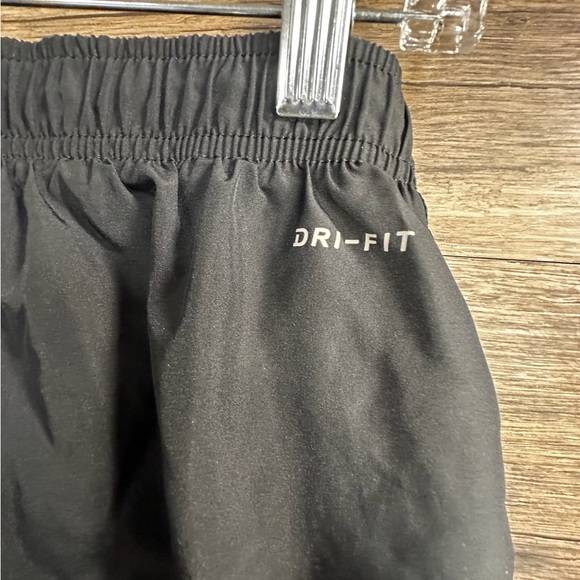 Nike Black Performance Athletic Shorts Small - Picture 10 of 11